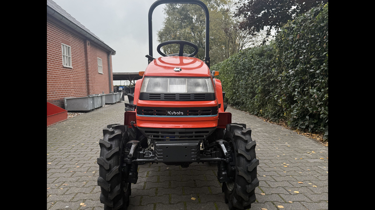 Kubota B52 ab 49 € pro Monat.